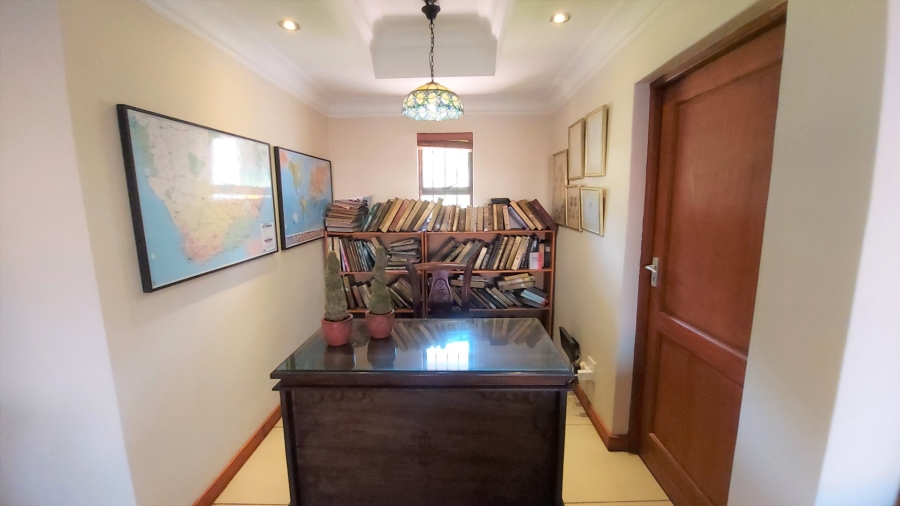 7 Bedroom Property for Sale in Birdwood Estate North West
